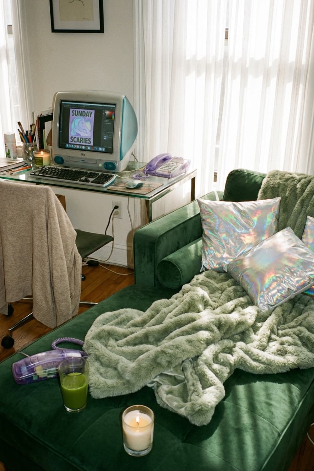 Screens, Blankets, Soft Light - living room, green, silver, velvet, chaise lounge - Room Inspiration